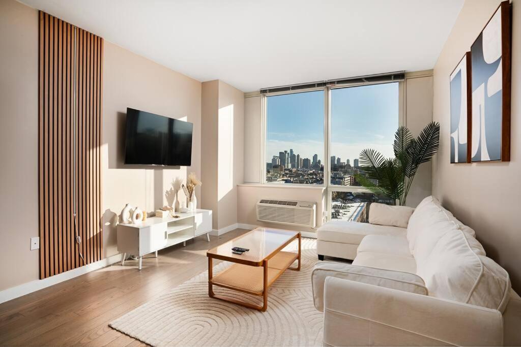 Apartamento Freedom Tower View -amenity Packed With Pool -minutes To Nyc *