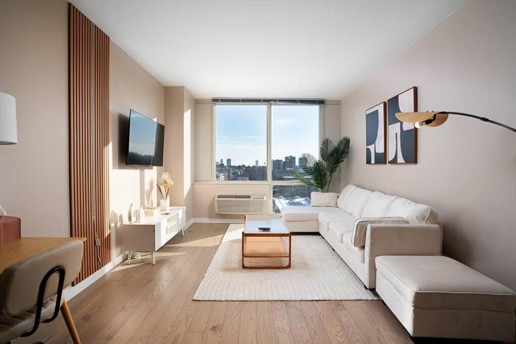 Freedom Tower View -amenity Packed With Pool -minutes To Nyc Apartamento *